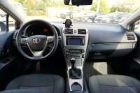 Toyota Avensis, 2010 - 18