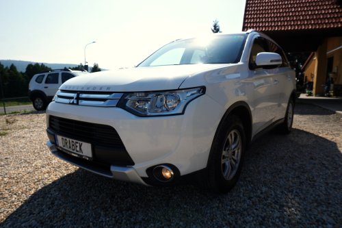 Mitsubishi Outlander, 2015