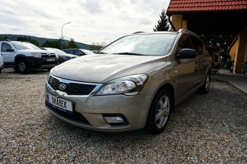 Kia Ceed, 2011