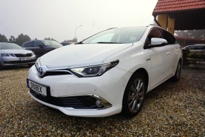 Toyota Auris, 2015