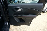 Jeep Cherokee, 2015 - 17